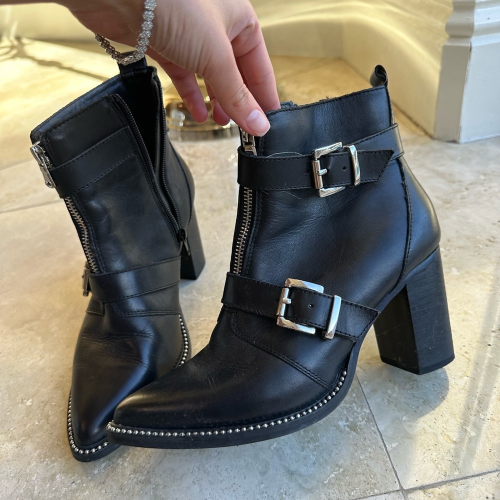 Steve Madden heeled boots